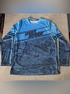 Under Armour Long Sleeve Graphic   Fishing Shirt  Blue Men’s XL Like New RARE